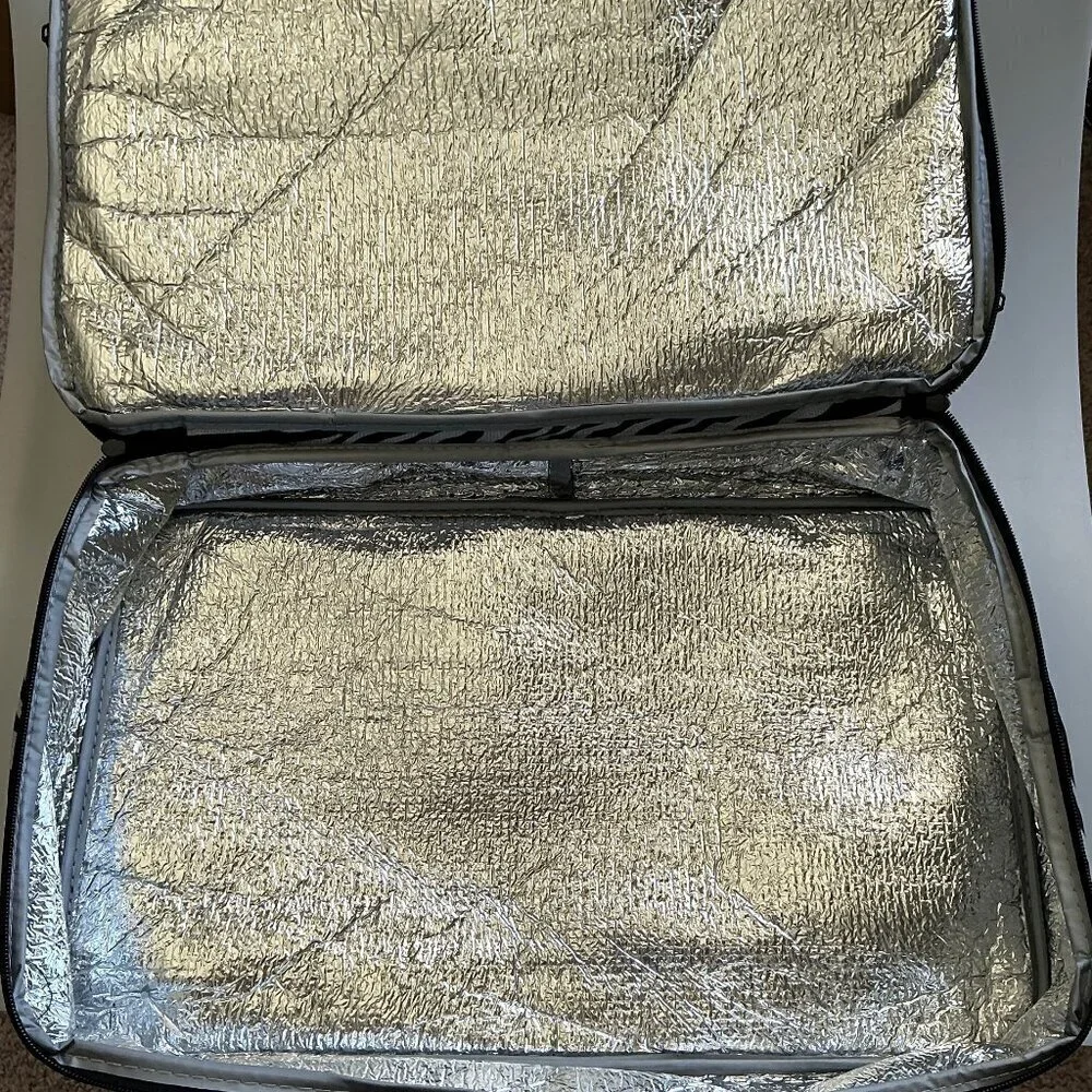DOUBLE DECKER INSULATED FOOD AND BEVERAGE CARRY BAG ZEBRA PRINT PICNIC, TAILGATE
